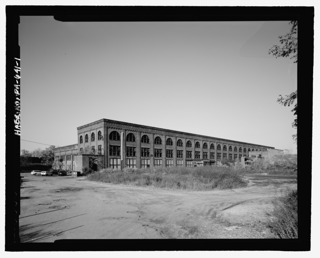 Pittsburgh & Lake Erie Railroad, Locomotive Repair Shops, River Road at Chartiers Avenue, McKees Rocks